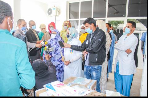 جهة نواكشوط تقدم معدات طبية لصالح مركز الأنكولوجيا ومستشفى الشيخ زايد
